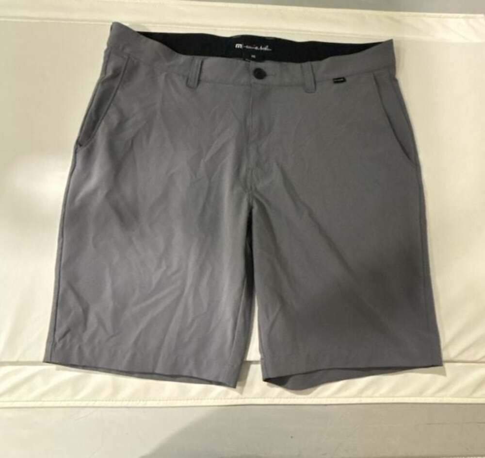 Travis Mathew Performance Stretch Golf Shorts Grey Mens Size 36